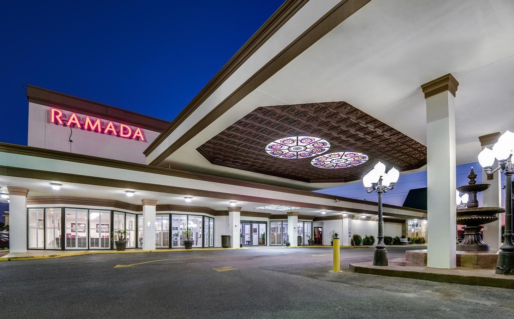 Ramada By Wyndham Metairie New Orleans Airport Hotel Exterior foto